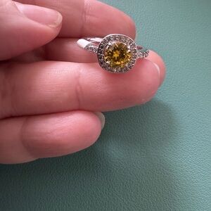 Fragrant Jewels Yellow and Silver size 9 ring NWT
